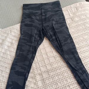 Elation Camo 7/8 Legging
